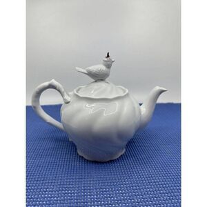 Antique Reflections Porcelain Teapot Ivory Bird Cardinal Lid Swirl